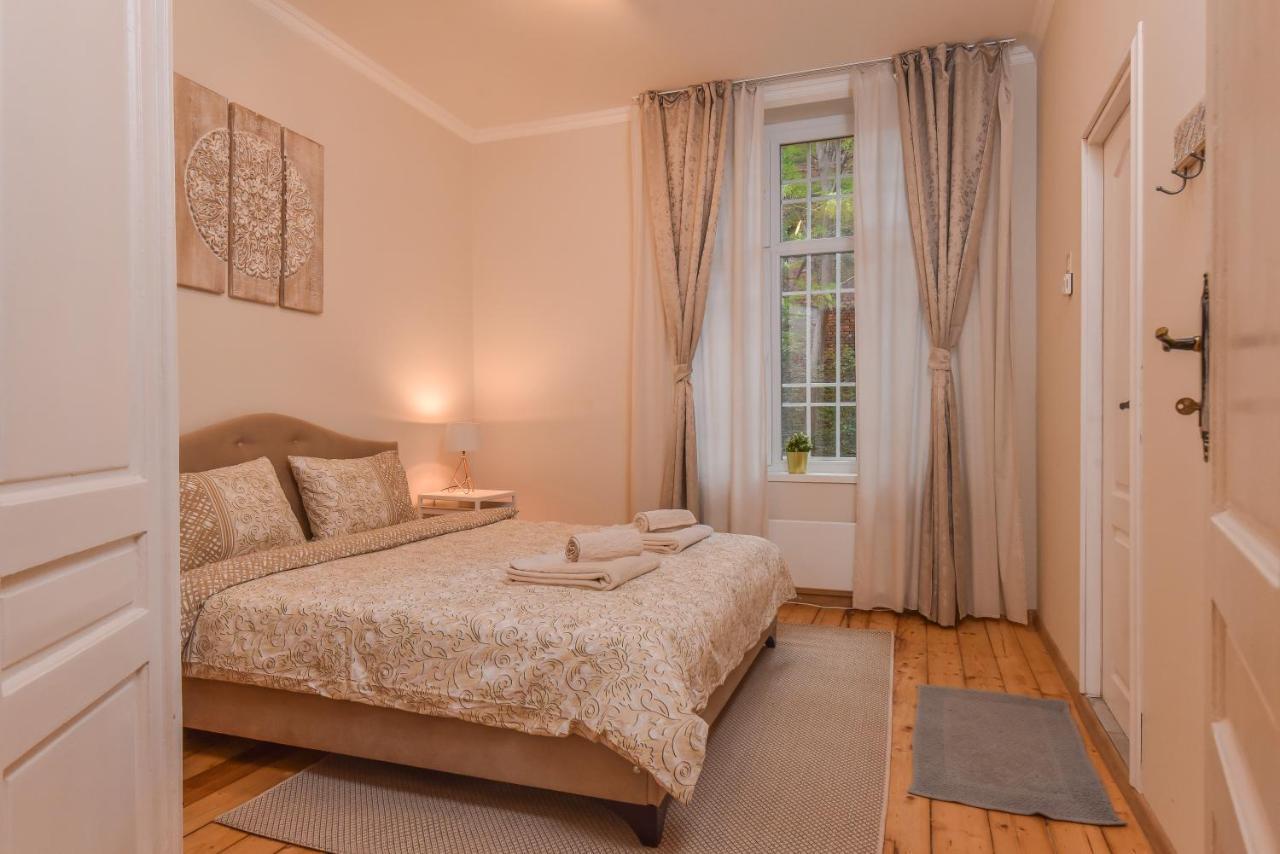 Spacious Vintage 2Br, 2Bath Apartment By Flat Mаnager Sofía Exterior foto