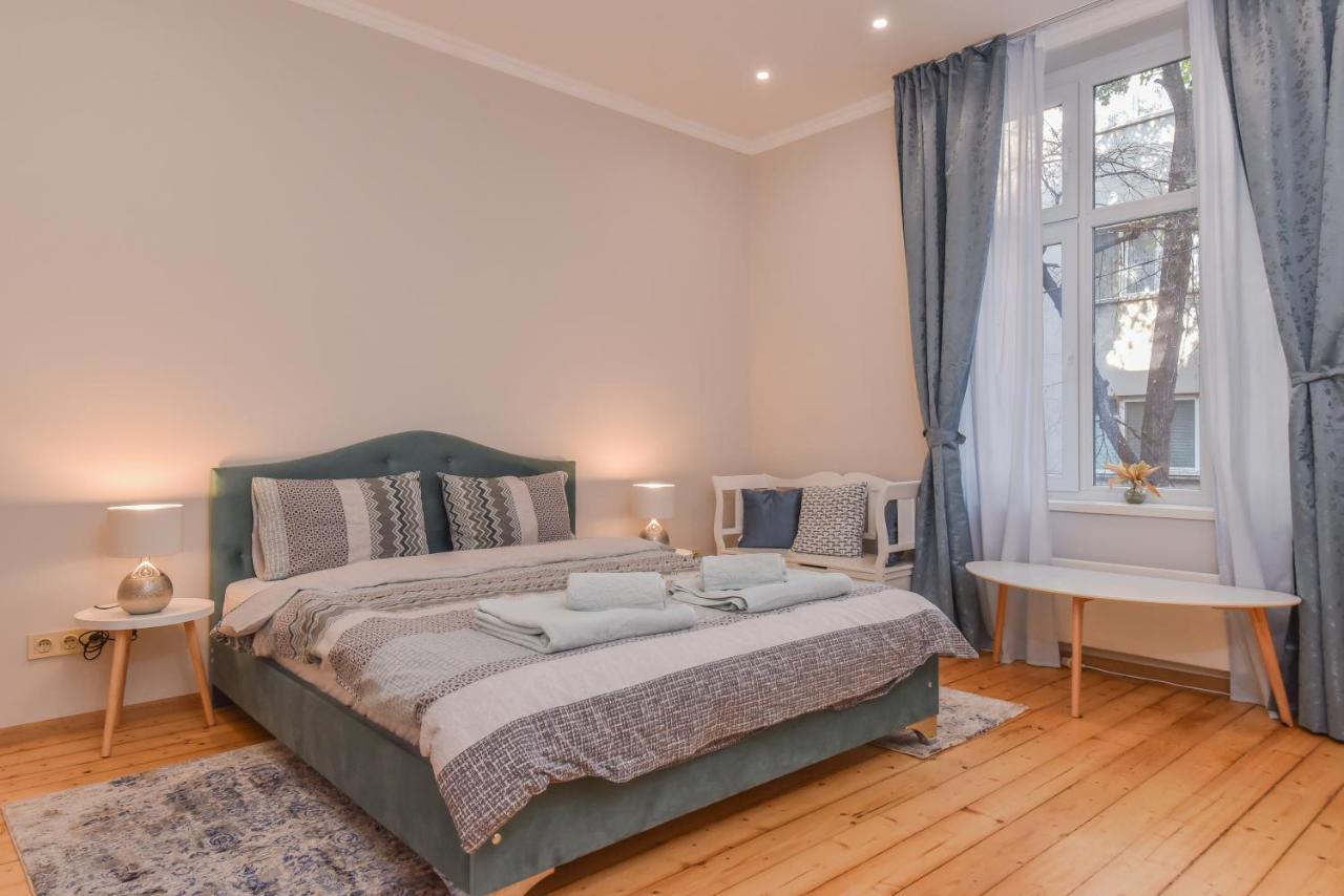 Spacious Vintage 2Br, 2Bath Apartment By Flat Mаnager Sofía Exterior foto